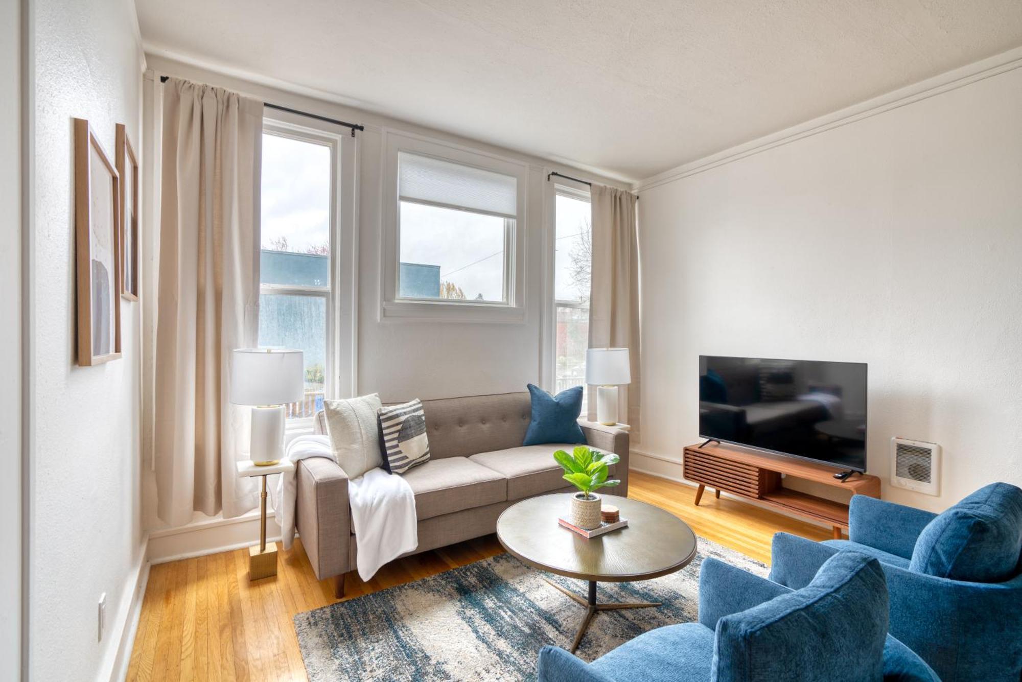 Apartment Collection - La Casa Burnside - Local Eateries, Shops, And Bars