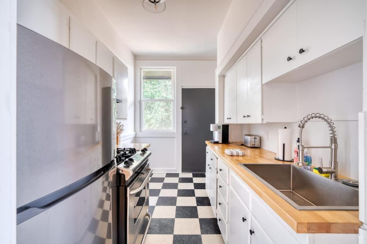 Apartment Collection - La Casa Burnside - Local Eateries, Shops, And Bars *