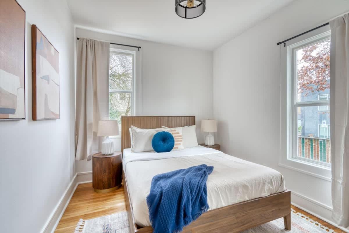 Apartment Collection - La Casa Burnside - Local Eateries, Shops, And Bars *